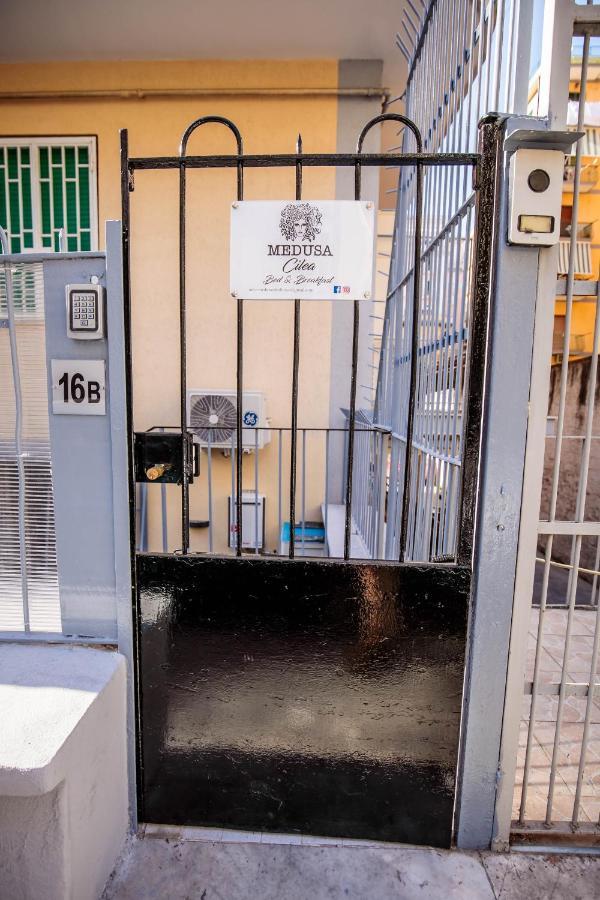 Medusa Cilea Guest House Napoli Dış mekan fotoğraf