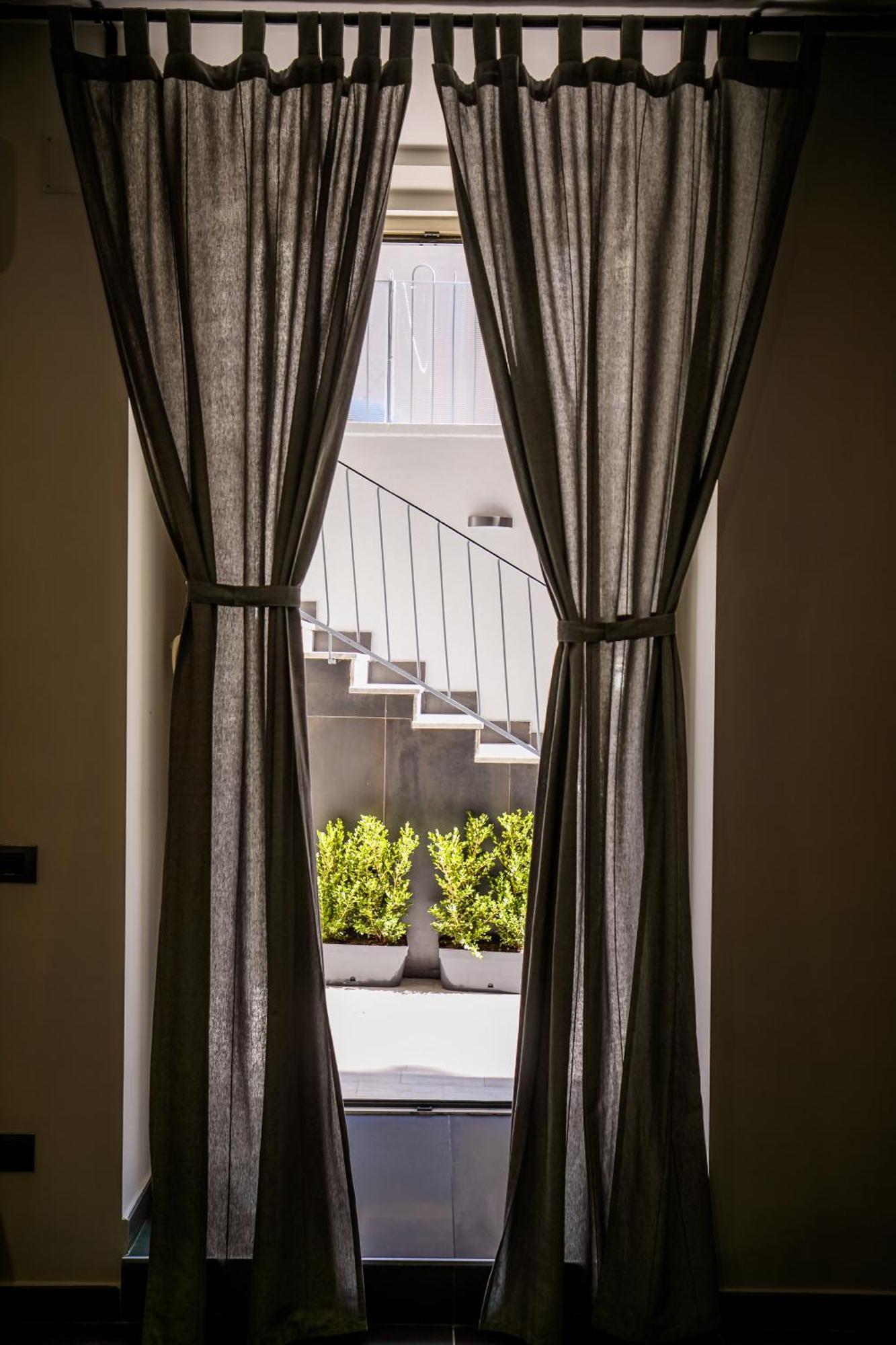 Medusa Cilea Guest House Napoli Oda fotoğraf